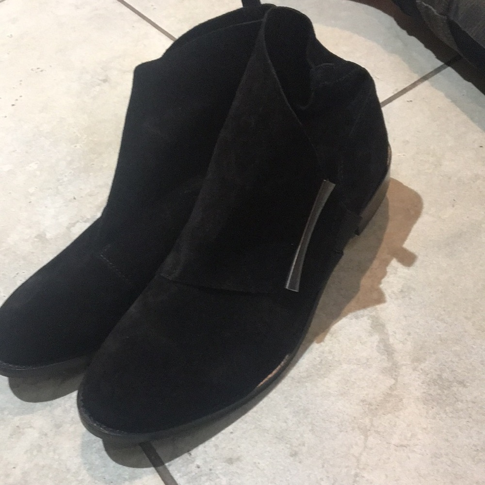 Nice Booties - image 1